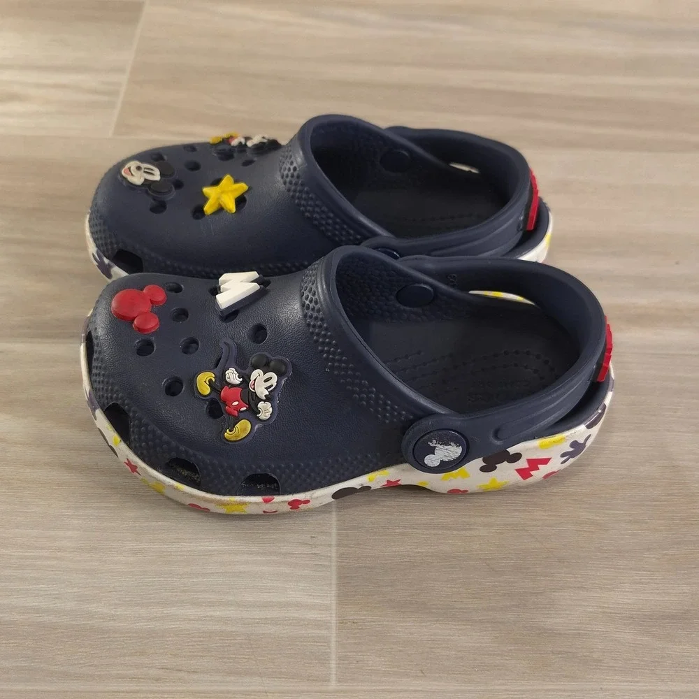 Crocs Disney Mickey Mouse Clog Kids Toddler Size 9 Classic Beach Walk Park
